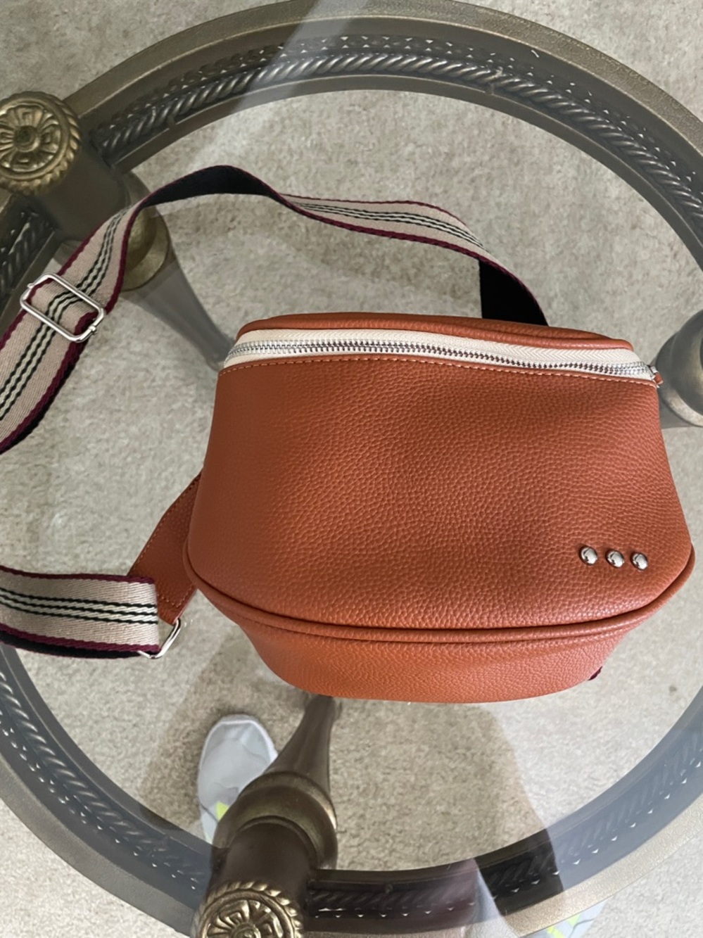 Brown Pebbled vegan Leather Crossbody Bag with Adjustable Strap - Picture 2 of 4